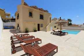 4 Bedroom, Luxury Villa - Heated Pool